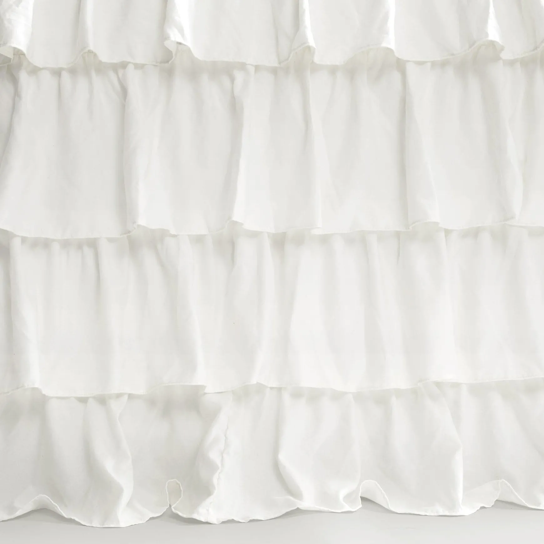 Allison Ruffle Skirt Bedspread Set