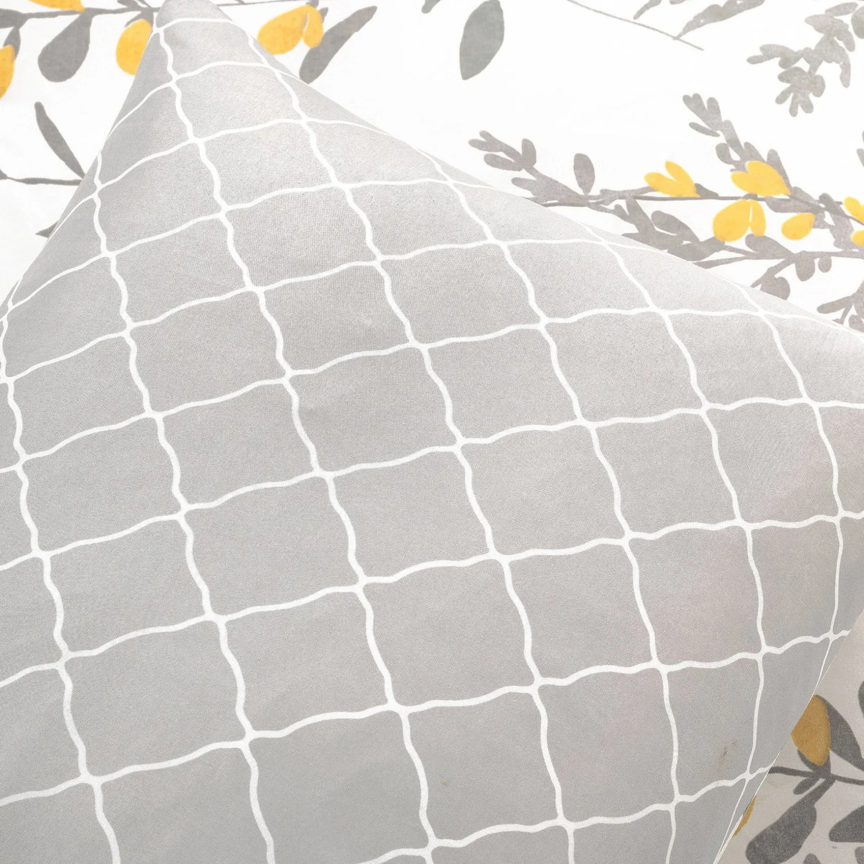 Aprile Reversible Comforter 8 Piece Set