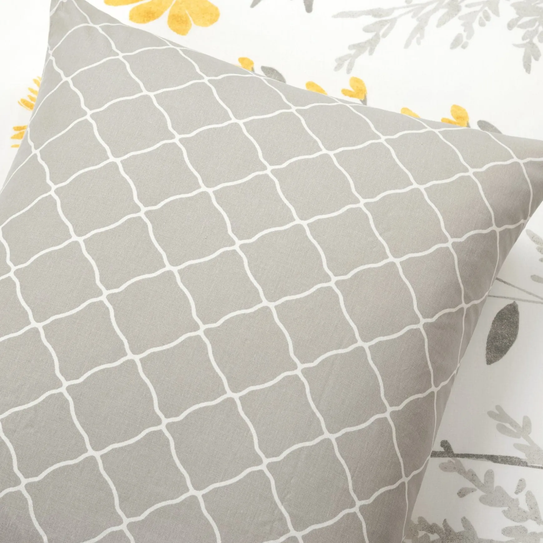 Aprile Reversible Cotton Duvet Cover 3 Piece Set