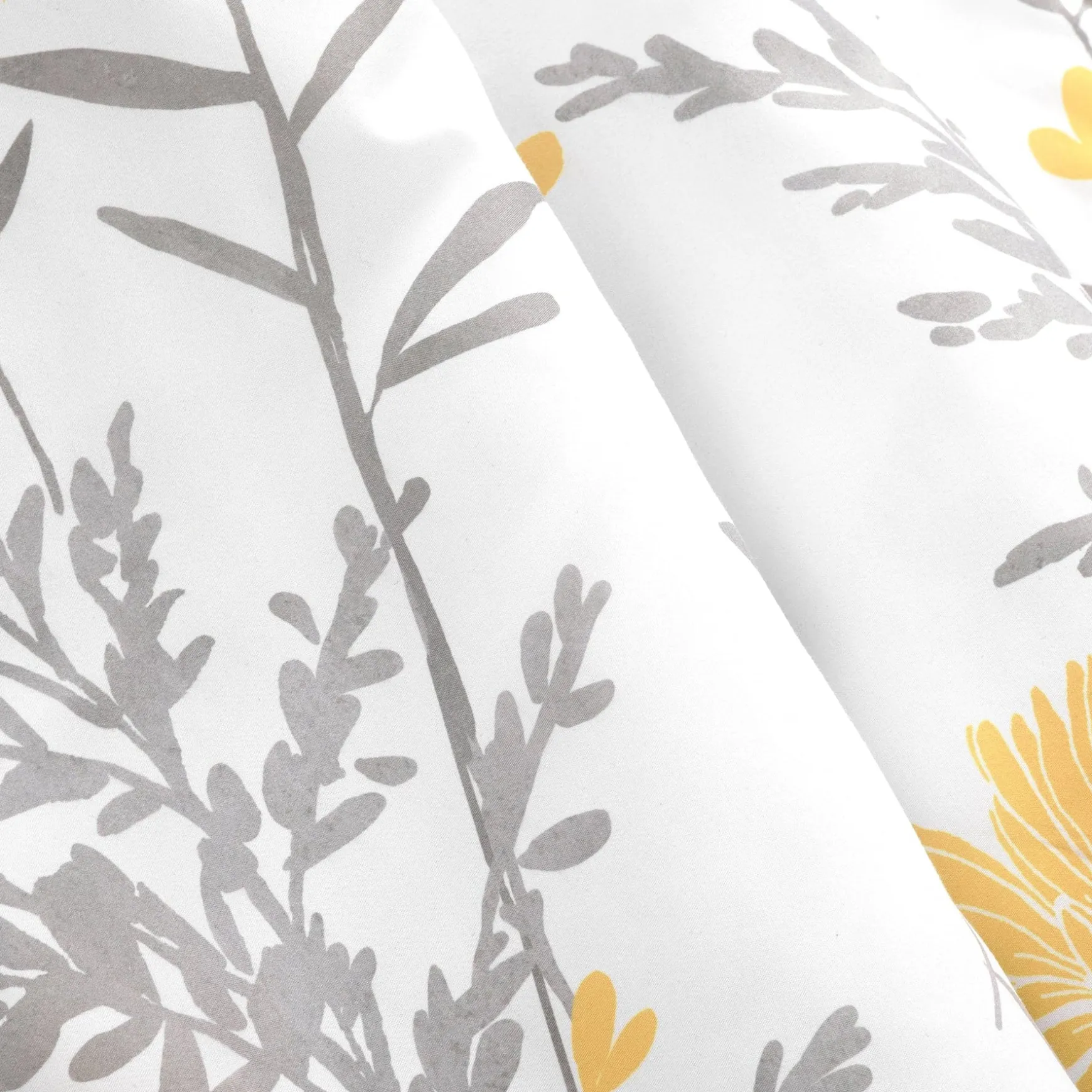 Aprile Reversible Throw