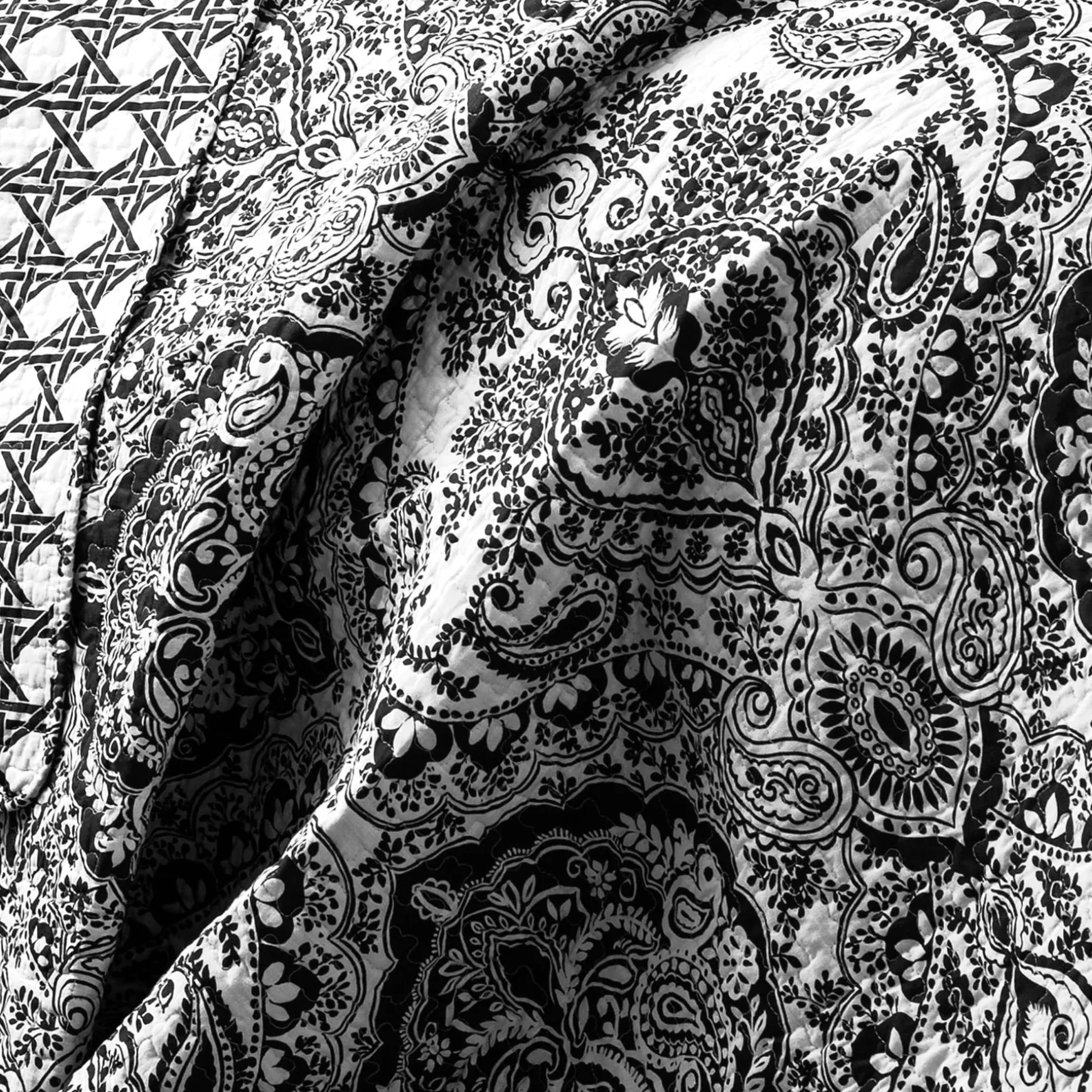 Aubree 3 Piece Quilt Set