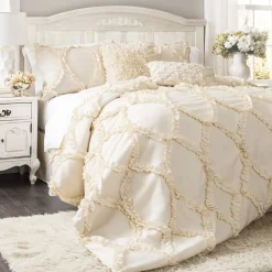 Avon 3 Piece Comforter Set