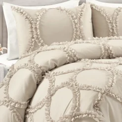 Avon 3 Piece Comforter Set