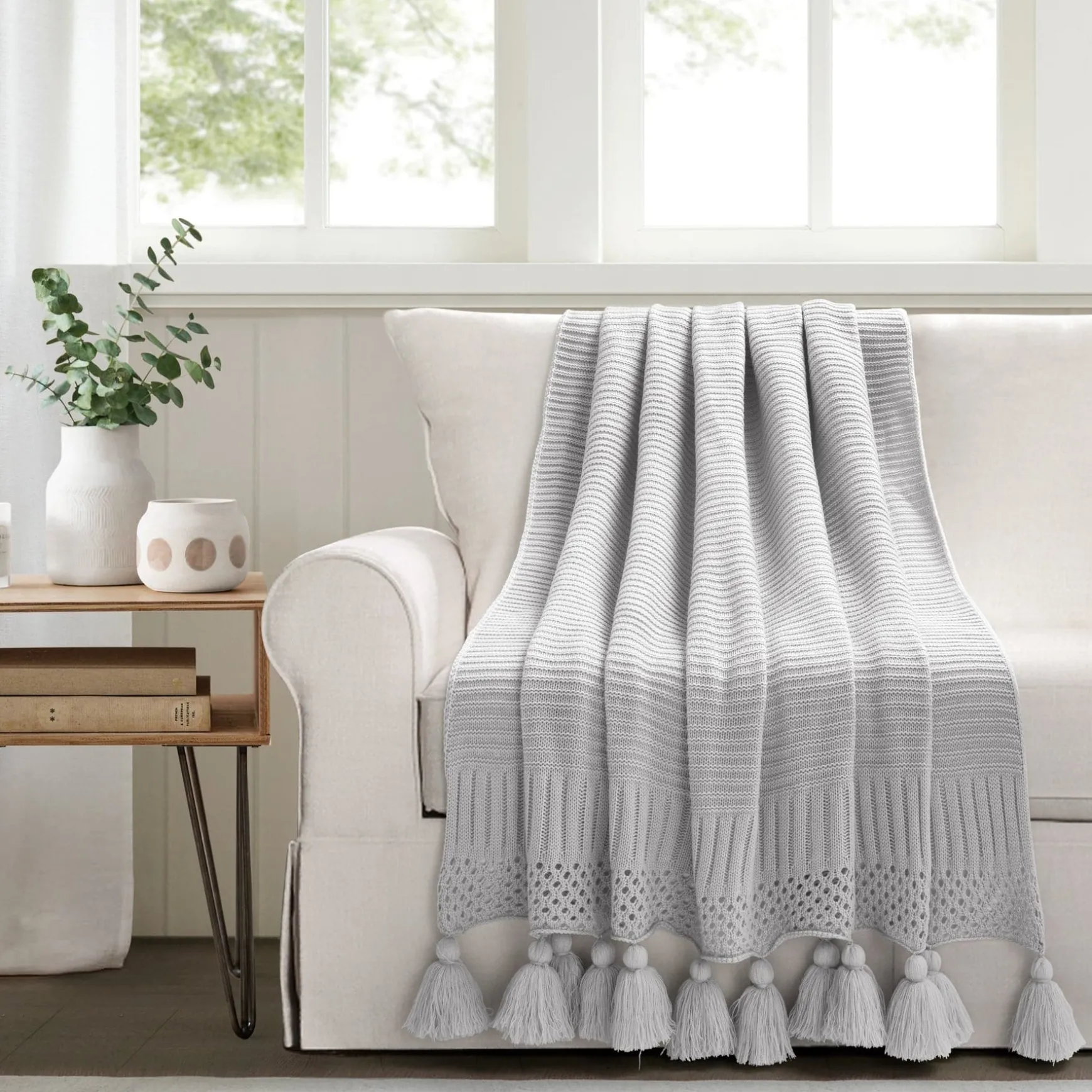 Boho Knitted Tassel Throw