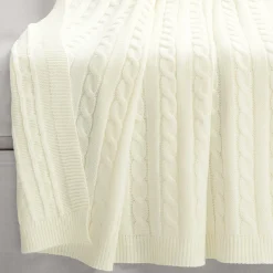 Cable Soft Knitted Throw