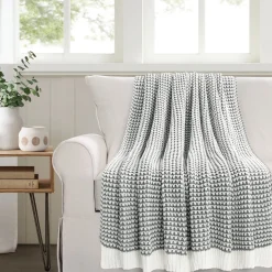 Chic And Soft Knitted Throw