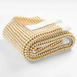 Chic And Soft Knitted Throw