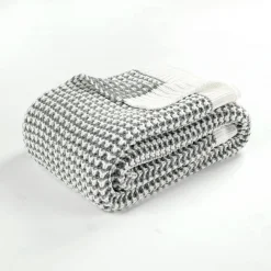 Chic And Soft Knitted Throw