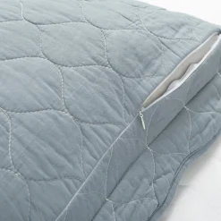 Coastal Chic Scalloped Edge Reversible Quilt 3 Piece Set