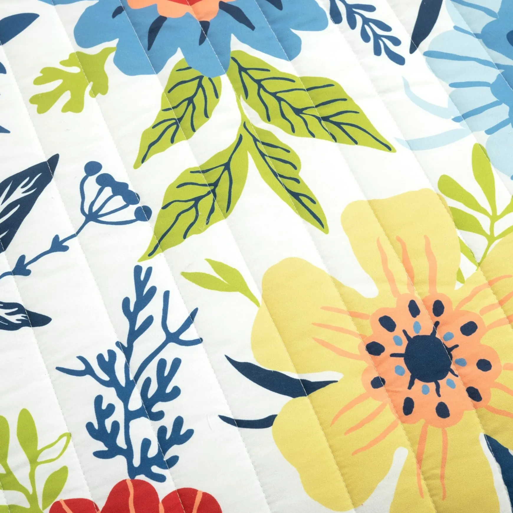 Cottagecore Ariana Flower Reversible Quilt 3 Piece Set