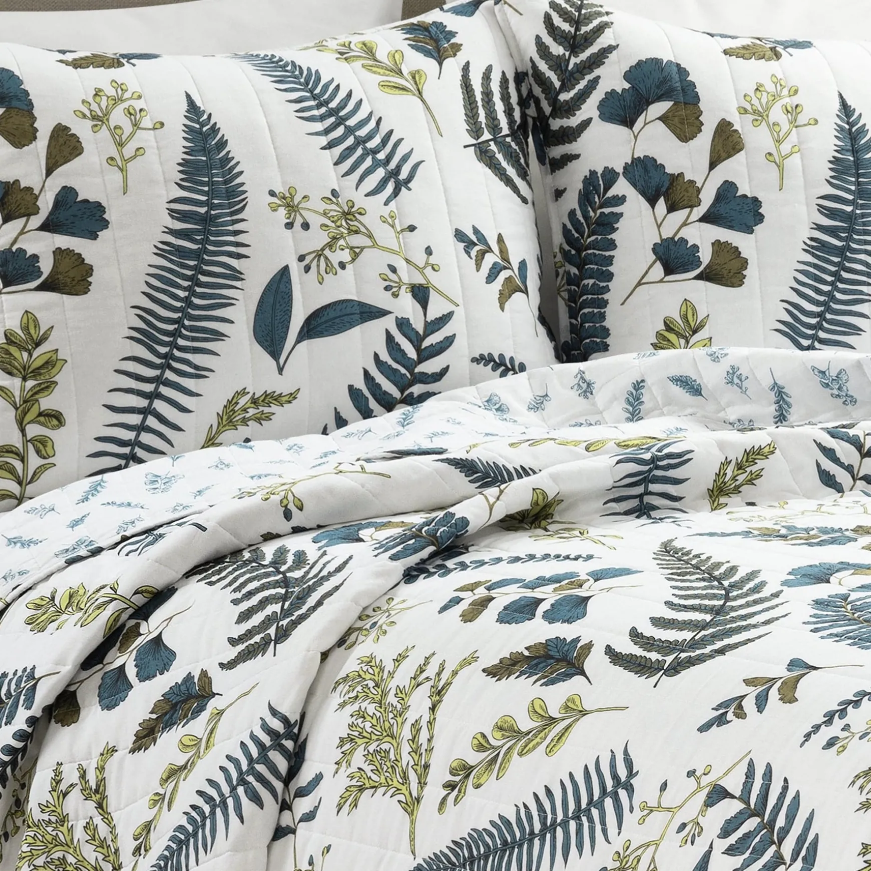 Devonia All Over Cotton Quilt 3 Piece Set