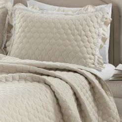 Ella Ruffle Lace 3 Piece Quilt Set