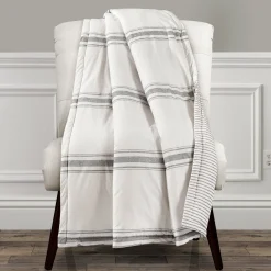 Farmhouse Stripe Throw