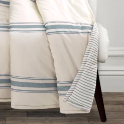 Farmhouse Stripe Throw