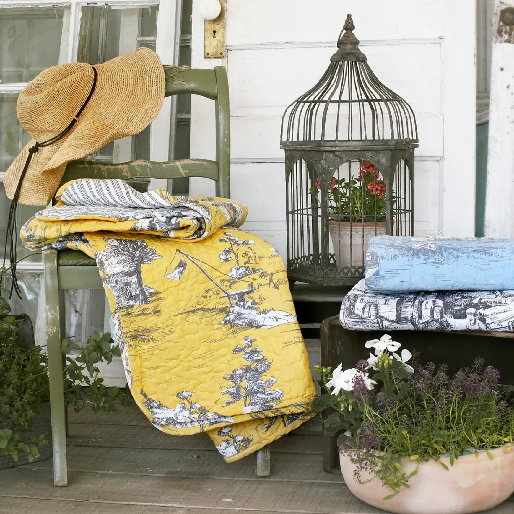 French Country Toile Throw