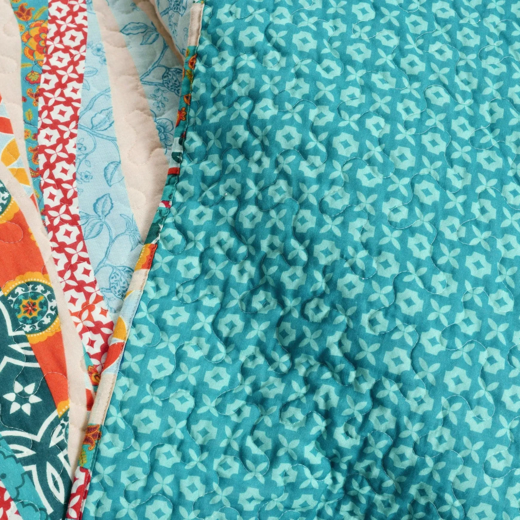 Hailey Watercolor Wave Reversible Cotton Quilt 3 Piece Set