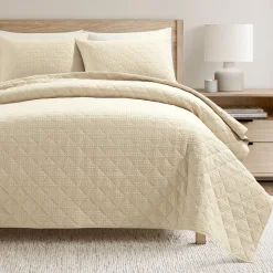 Haniya Solid Waffle Woven Cotton Textured Quilt Set
