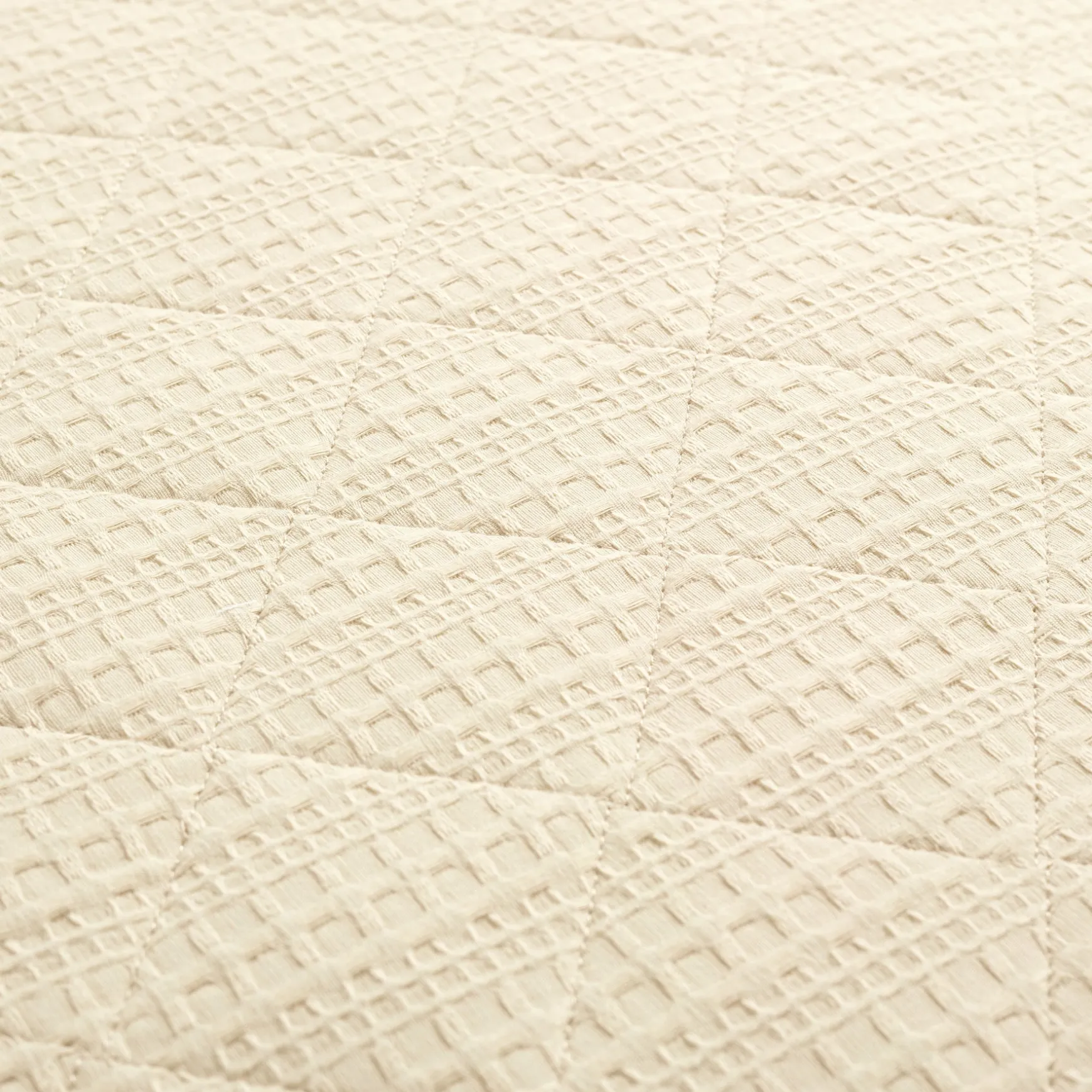 Haniya Solid Waffle Woven Cotton Textured Quilt Set