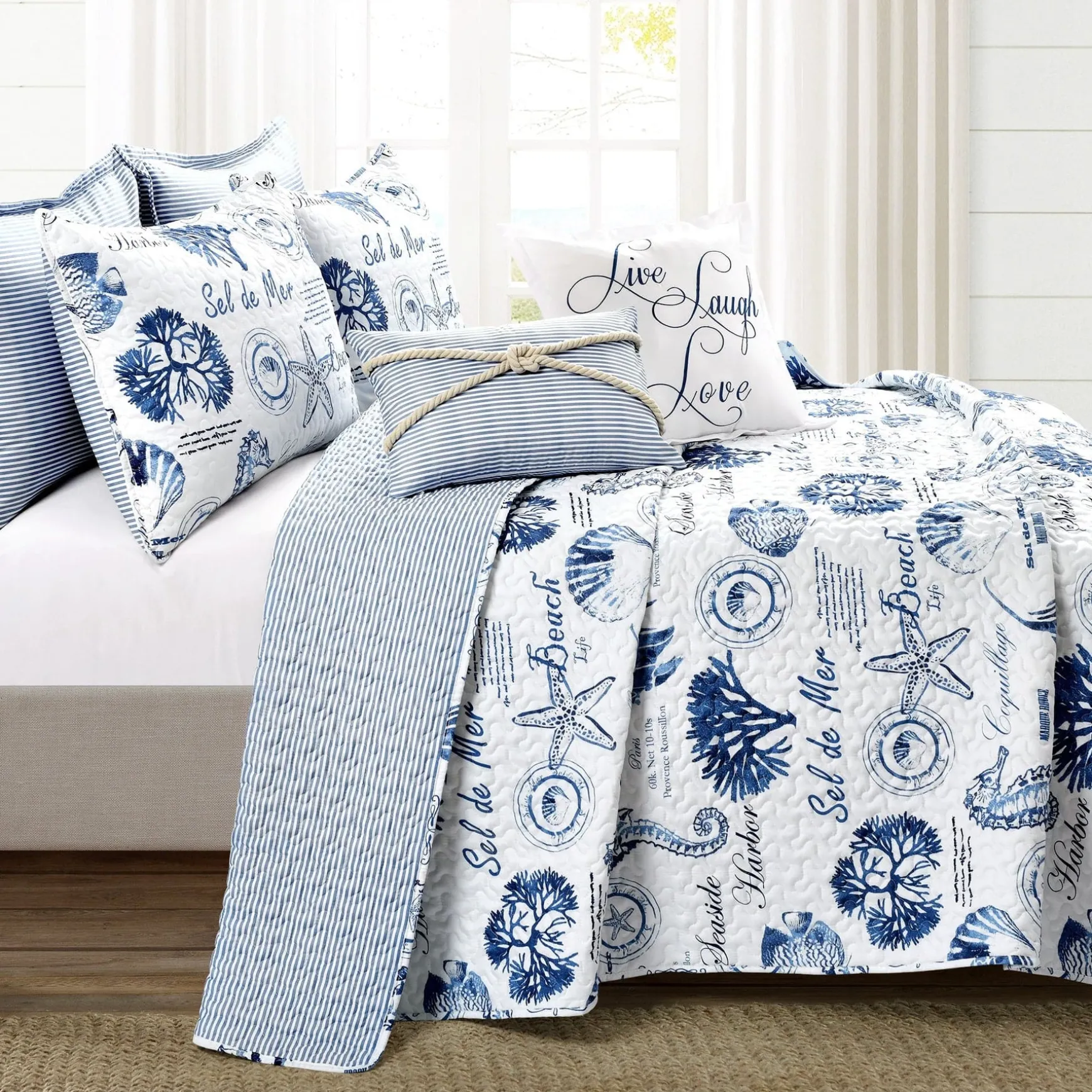 Harbor Life Reversible Quilt Set