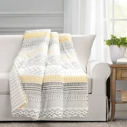 Hygge Geo Throw