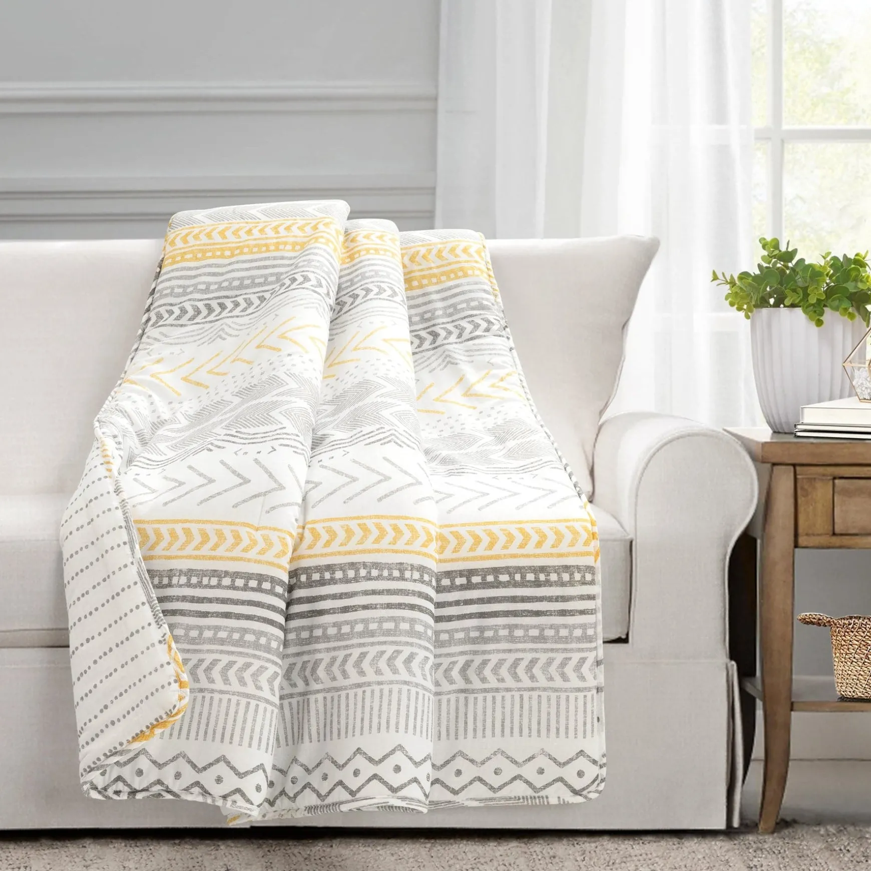 Hygge Geo Throw