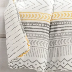 Hygge Geo Throw