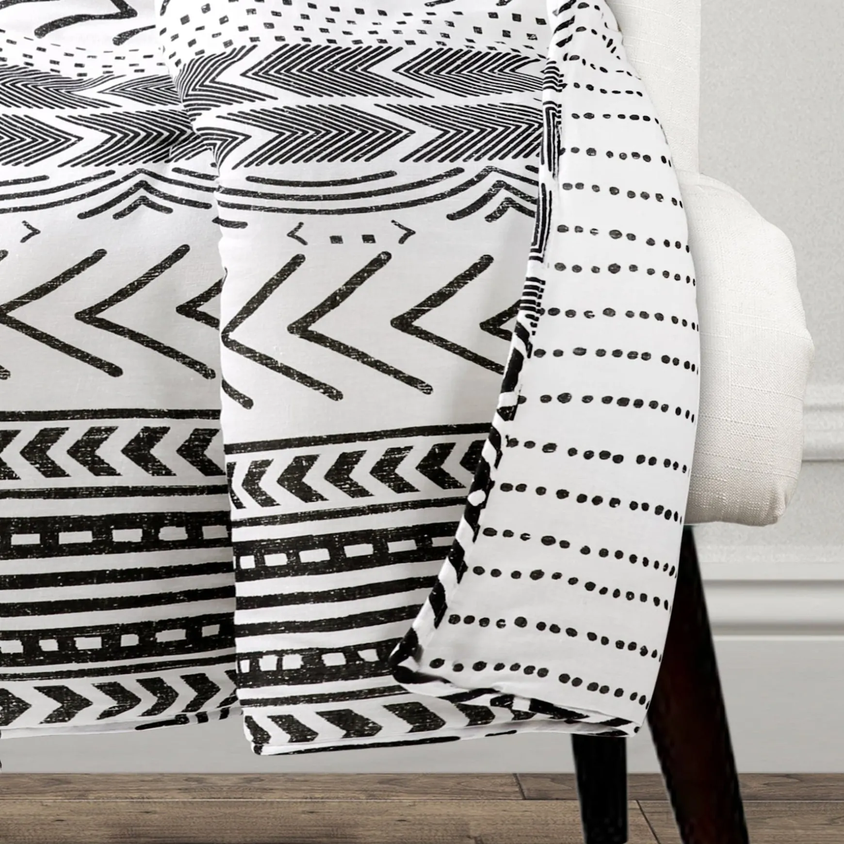 Hygge Geo Throw