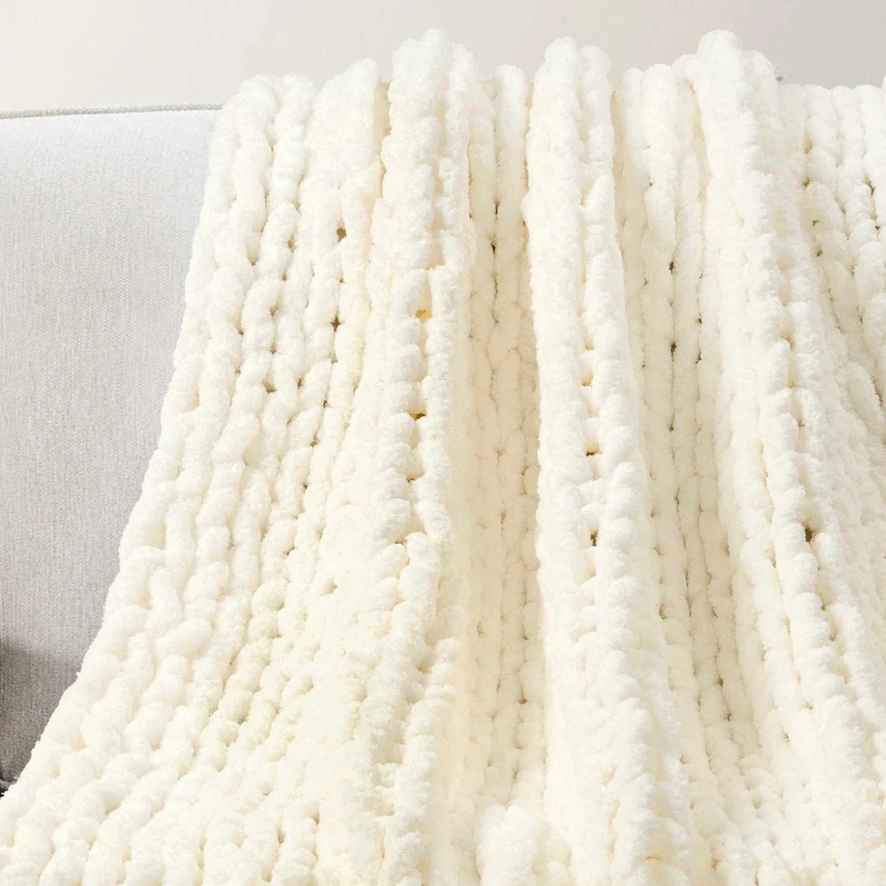 Hygge Ultra Soft Chenille Chunky Knit Throw