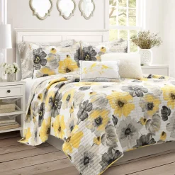 Leah Reversible 8 Piece Quilt Set