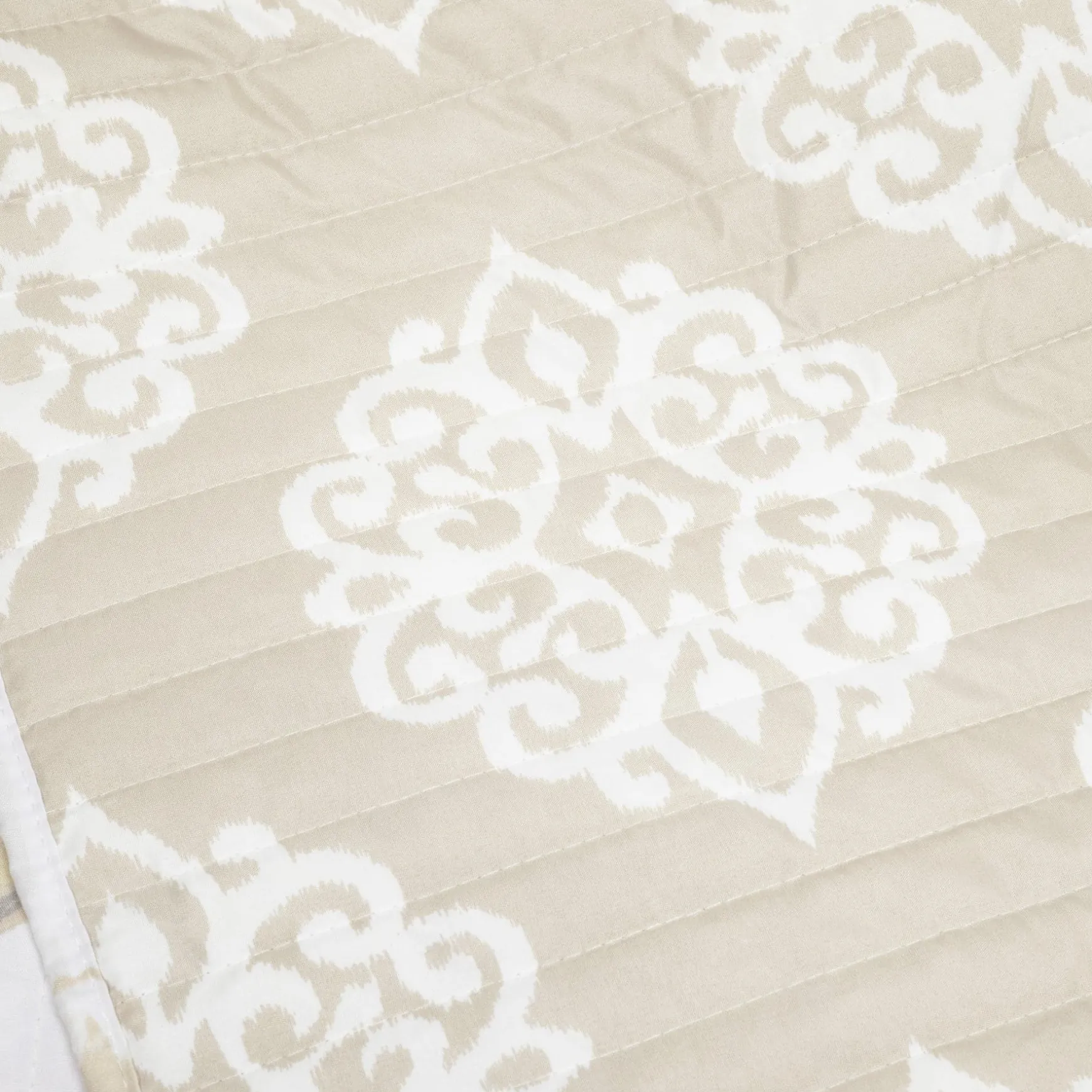 Leah Reversible 8 Piece Quilt Set
