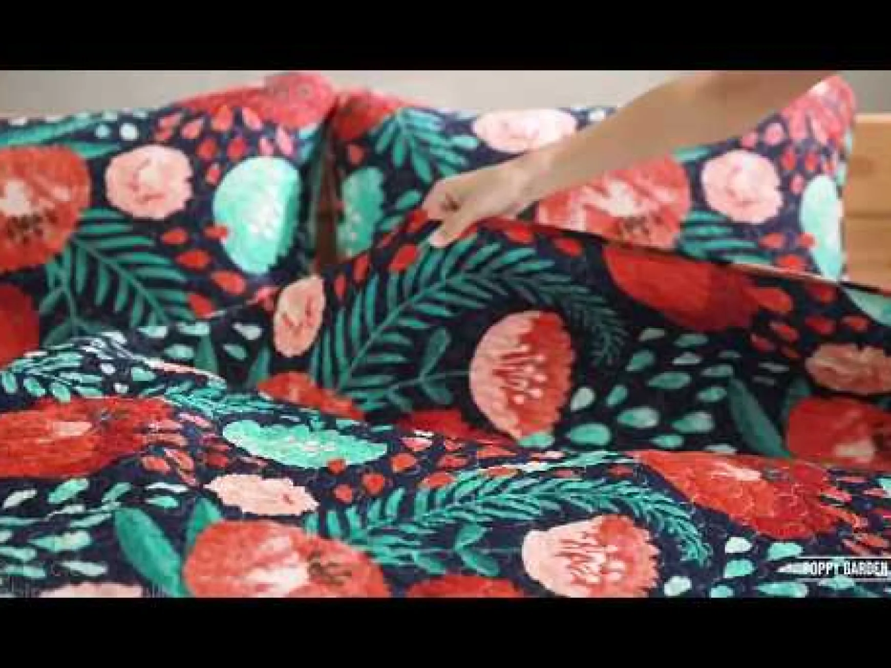 Leah Reversible 8 Piece Quilt Set