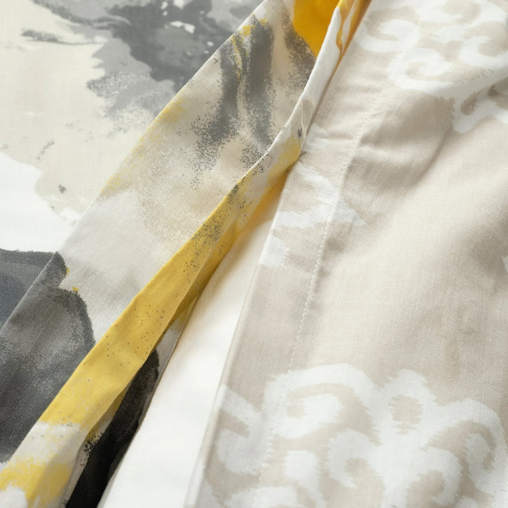 Leah Reversible Cotton Duvet Cover 3 Piece Set