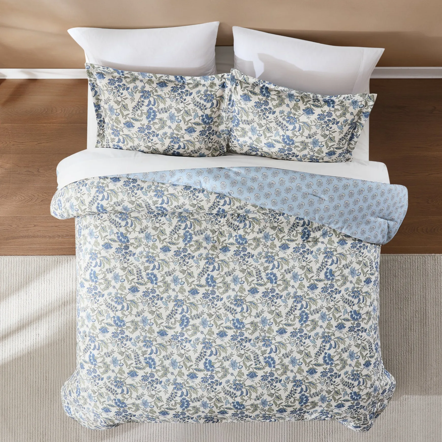 Lillian Block Print Reversible Comforter Set 3Pc