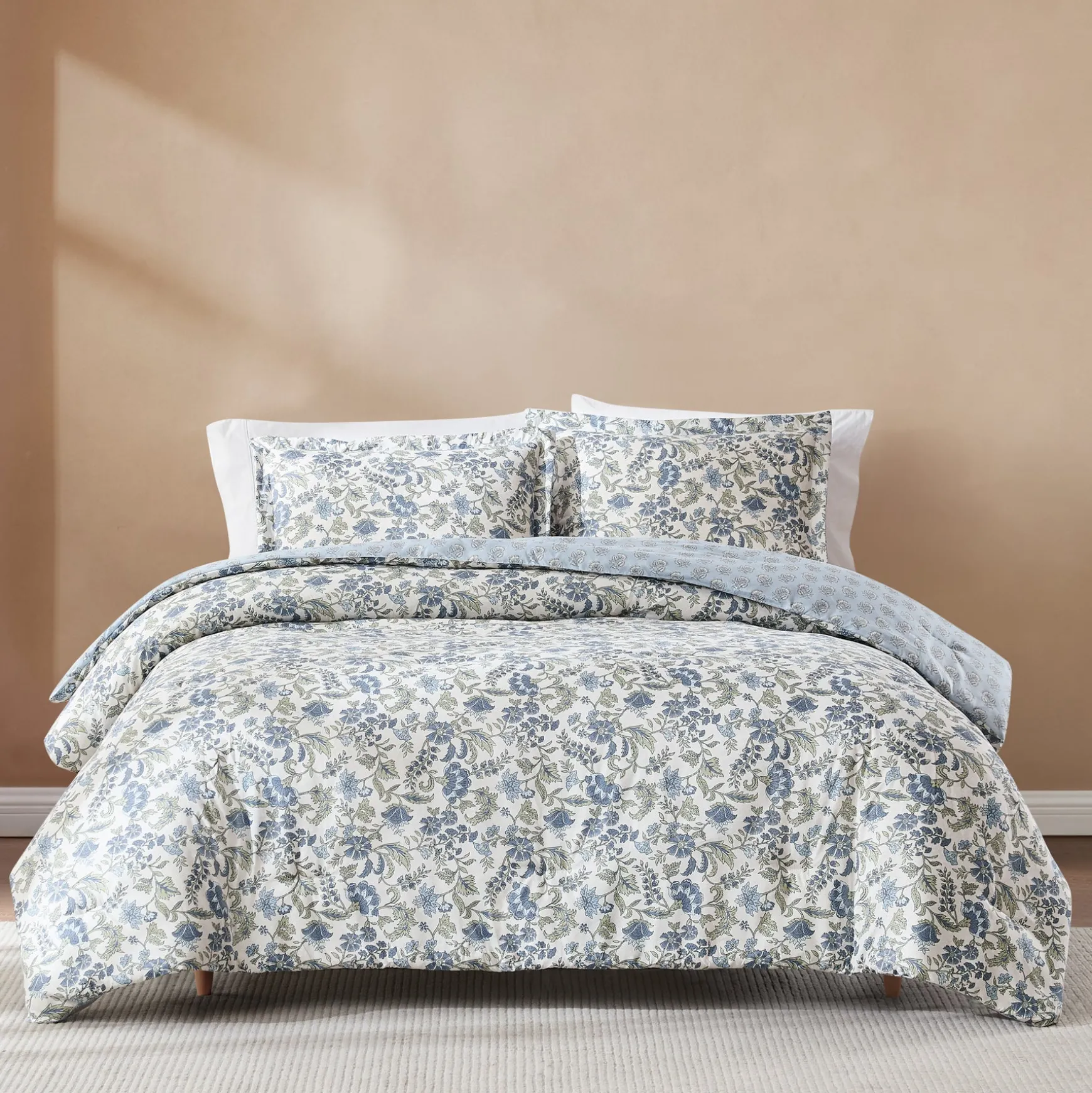 Lillian Block Print Reversible Comforter Set 3Pc