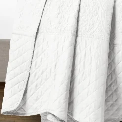 Medallion Scalloped Edge Oversized Bedspread Set