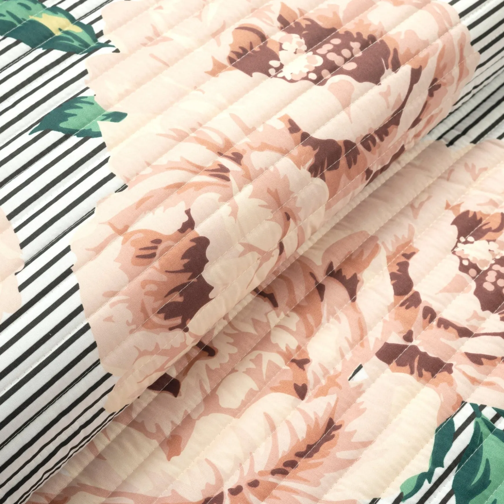 Mira Vintage Floral Oversized Quilt Set