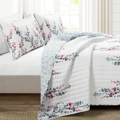 Mirabelle Watercolor Floral Reversible 3 Piece Quilt Set