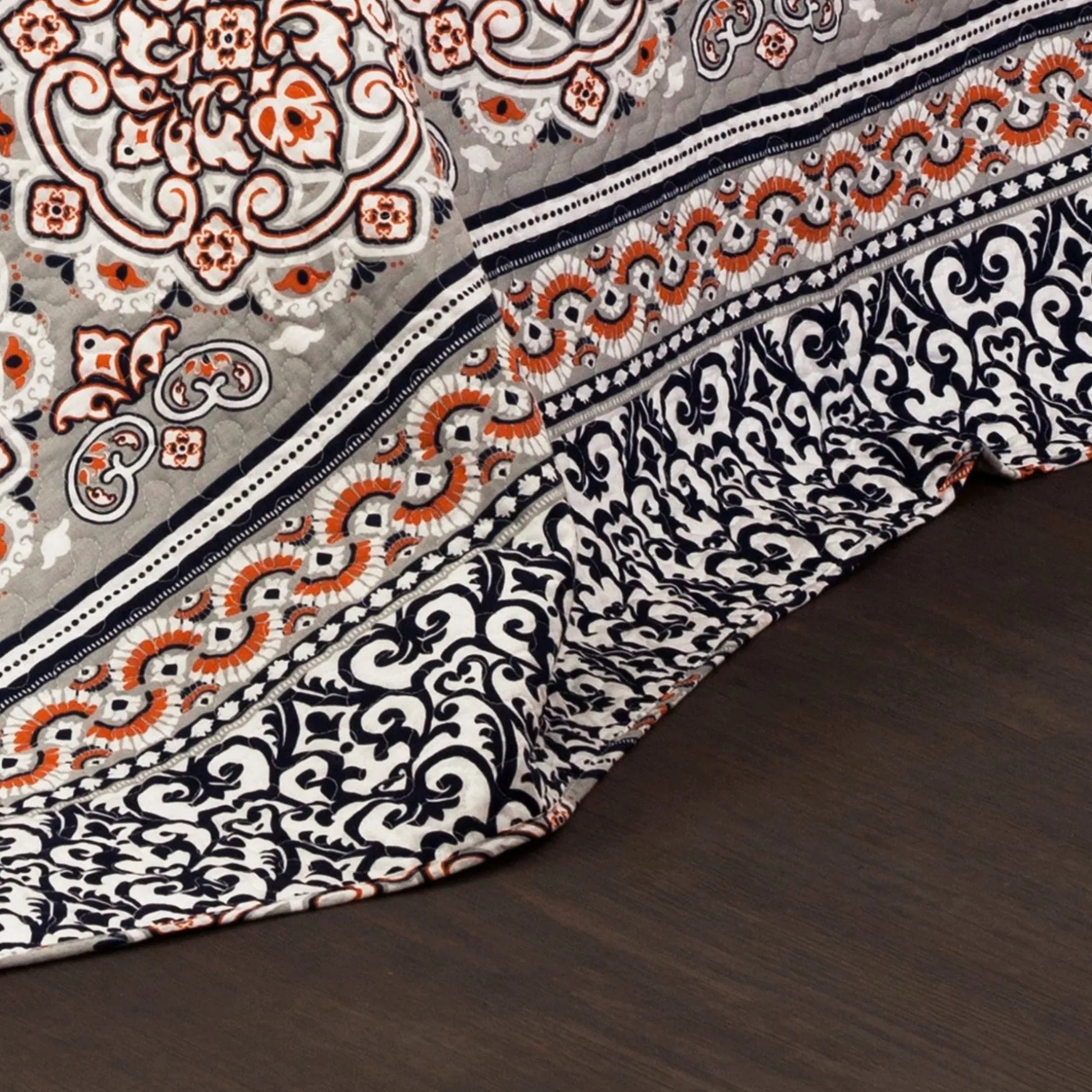 Nesco Stripe 3 Piece Quilt Set