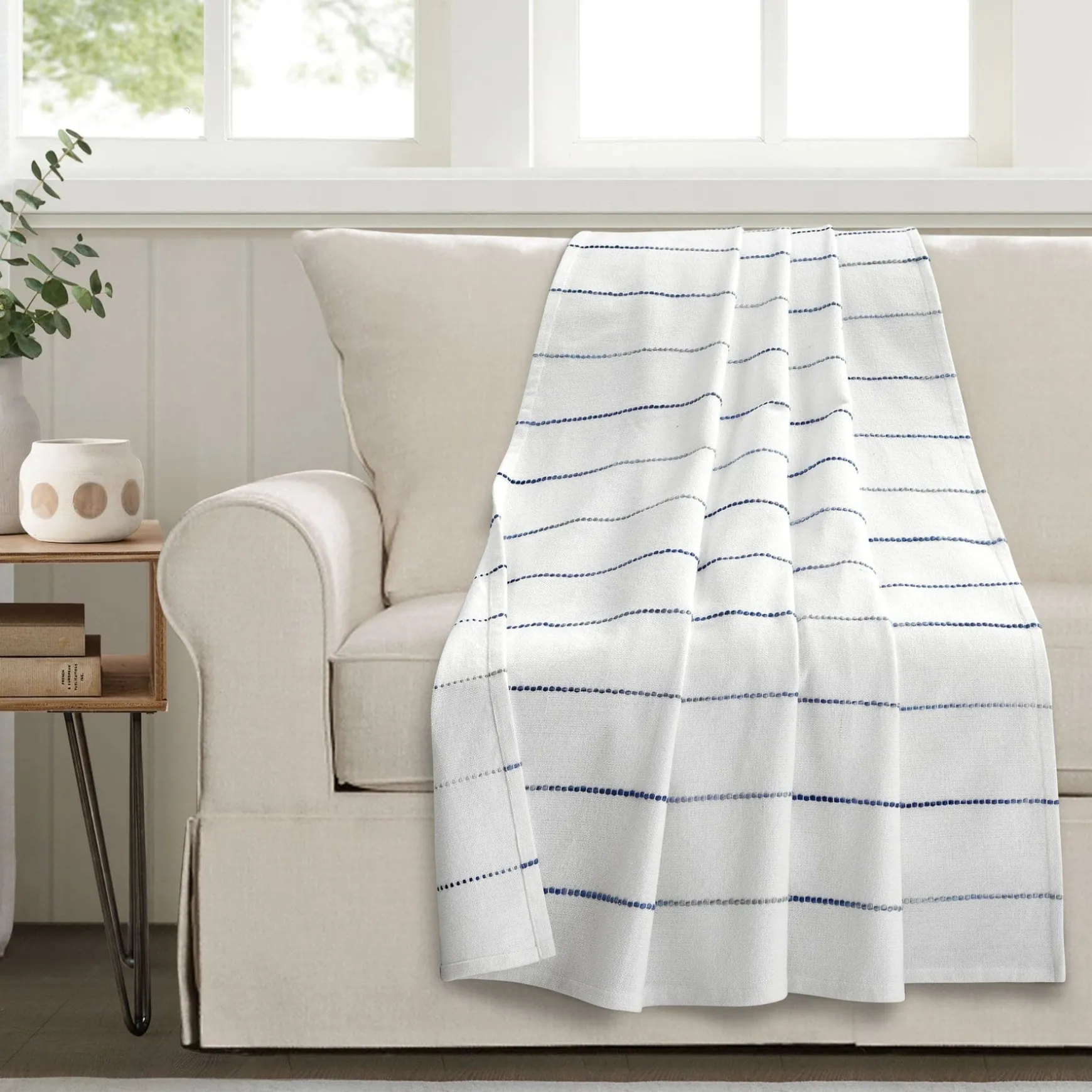 Ombre Stripe Yarn Dyed Recycled Cotton Blend Throw