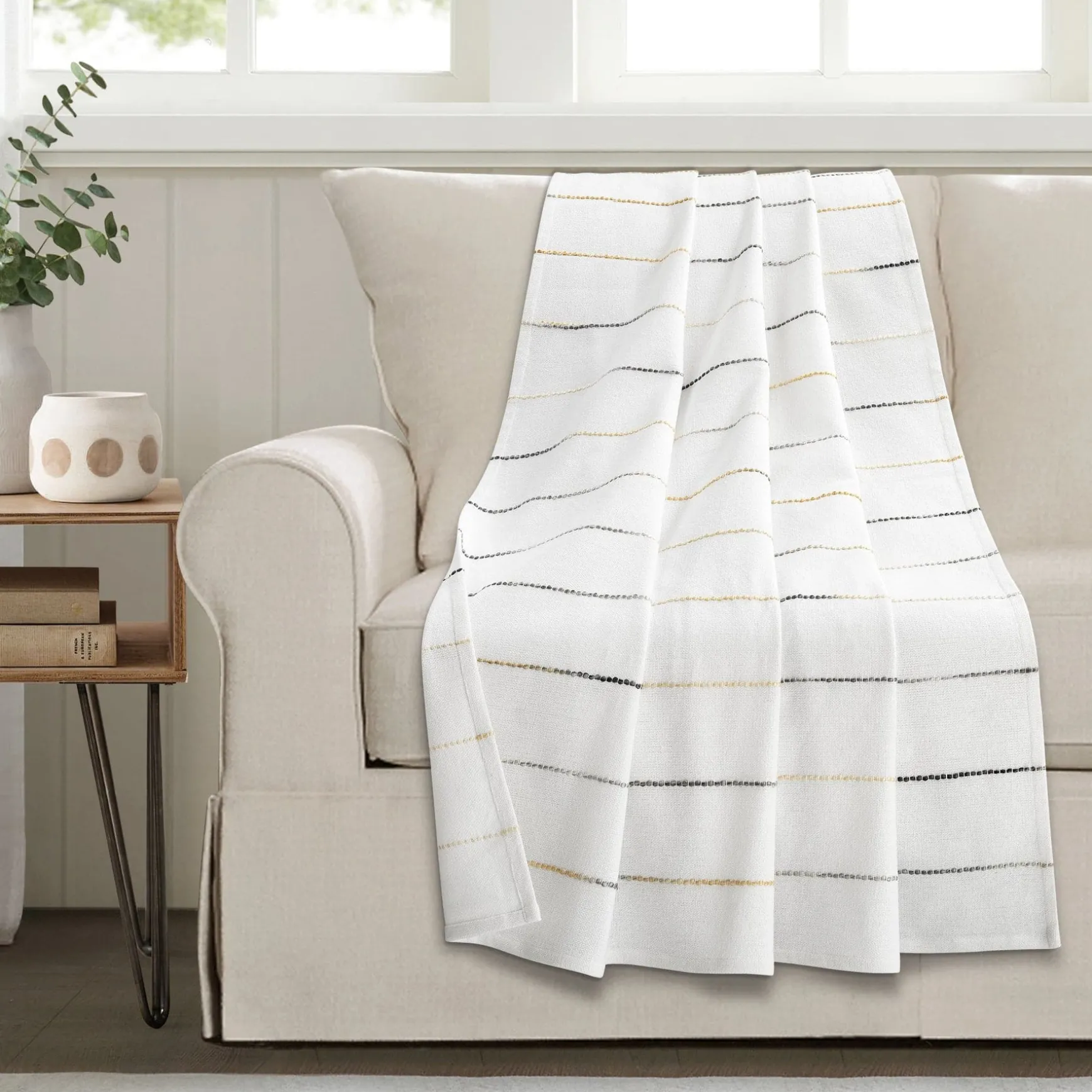 Ombre Stripe Yarn Dyed Recycled Cotton Blend Throw