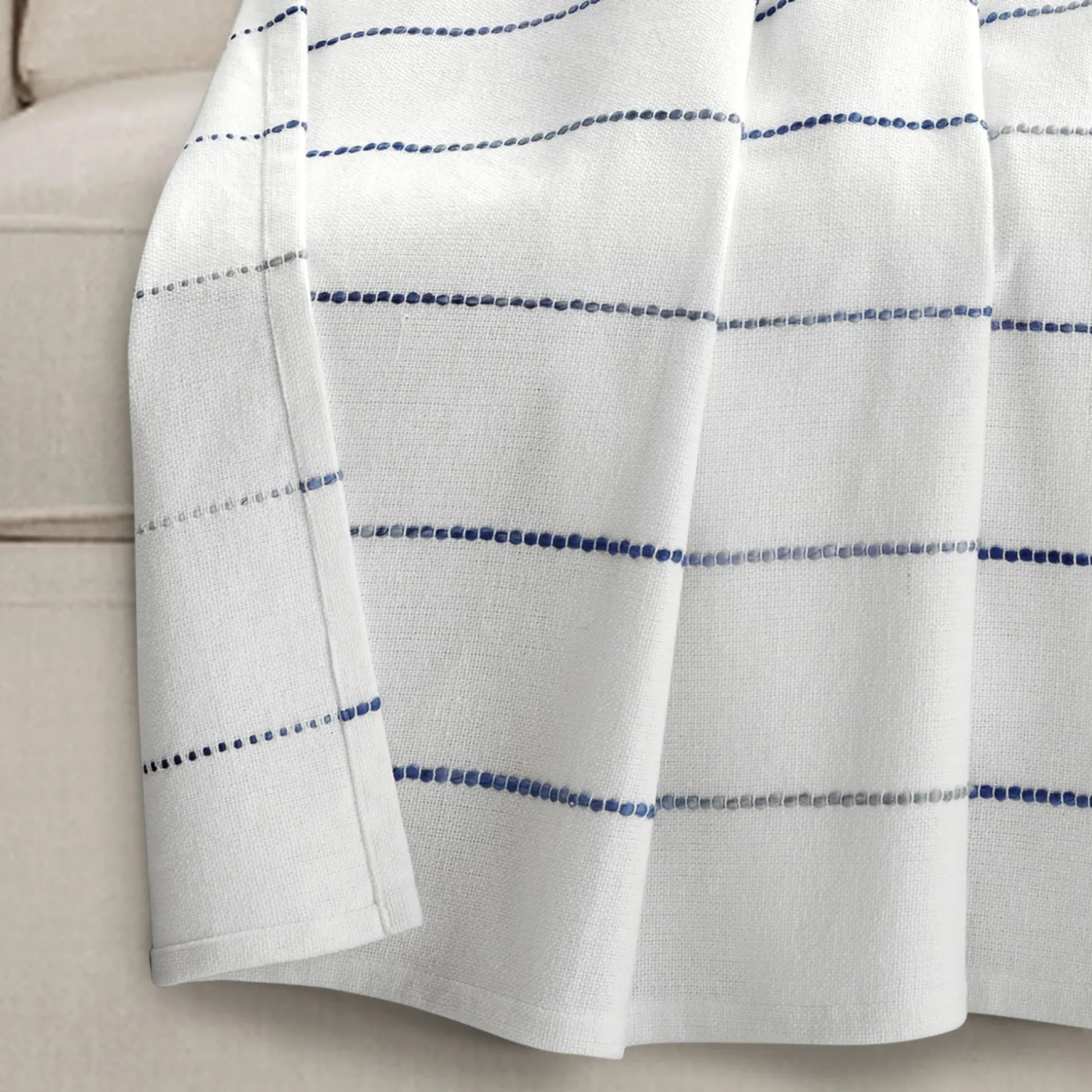 Ombre Stripe Yarn Dyed Recycled Cotton Blend Throw