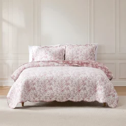 Peony Toile Reversible Cotton Quilt Set