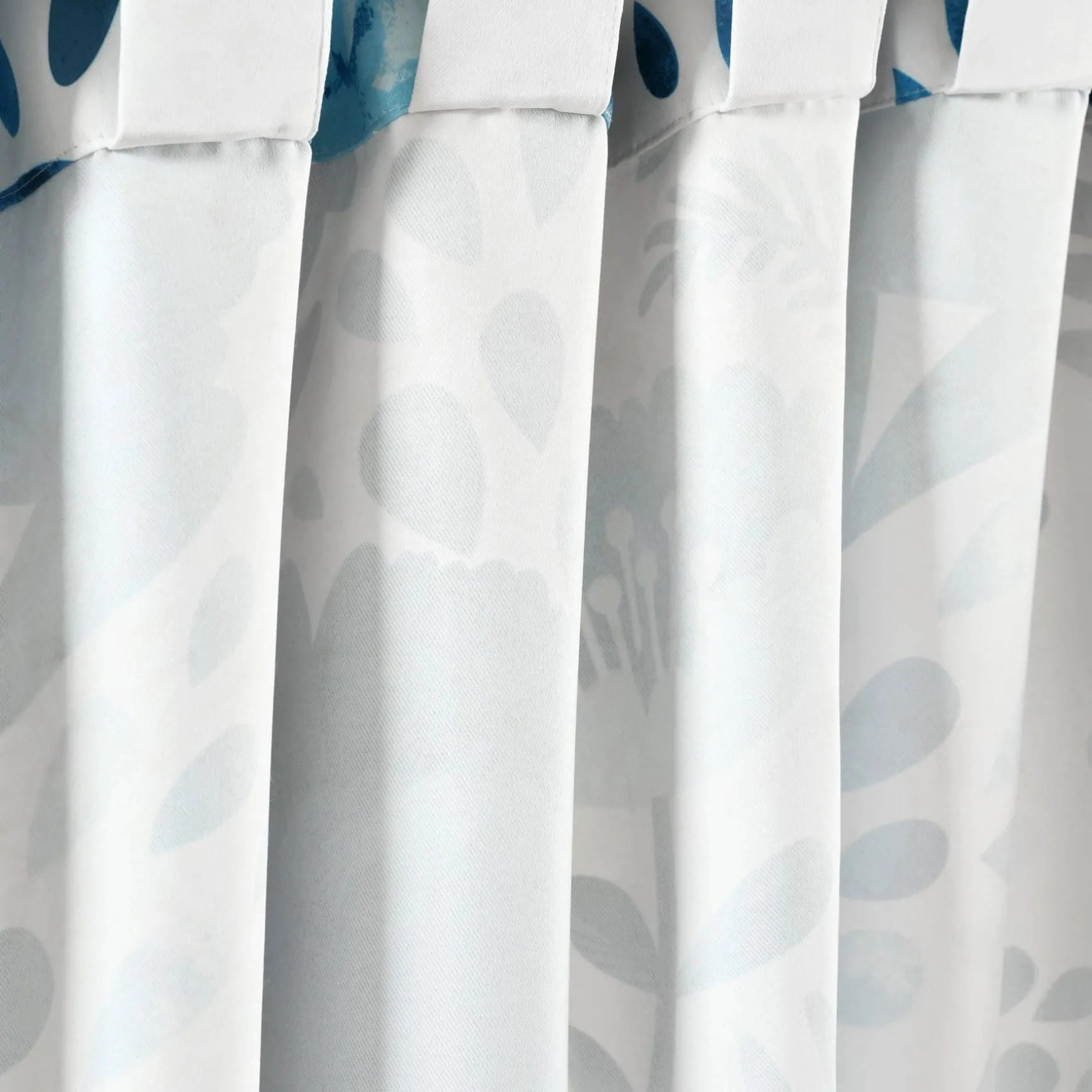 Poppy Garden Light Filtering Window Curtain Panel Set