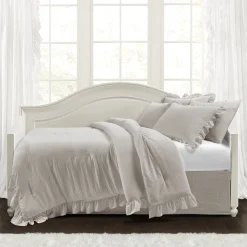 Reyna 6 Piece Daybed Comforter Set