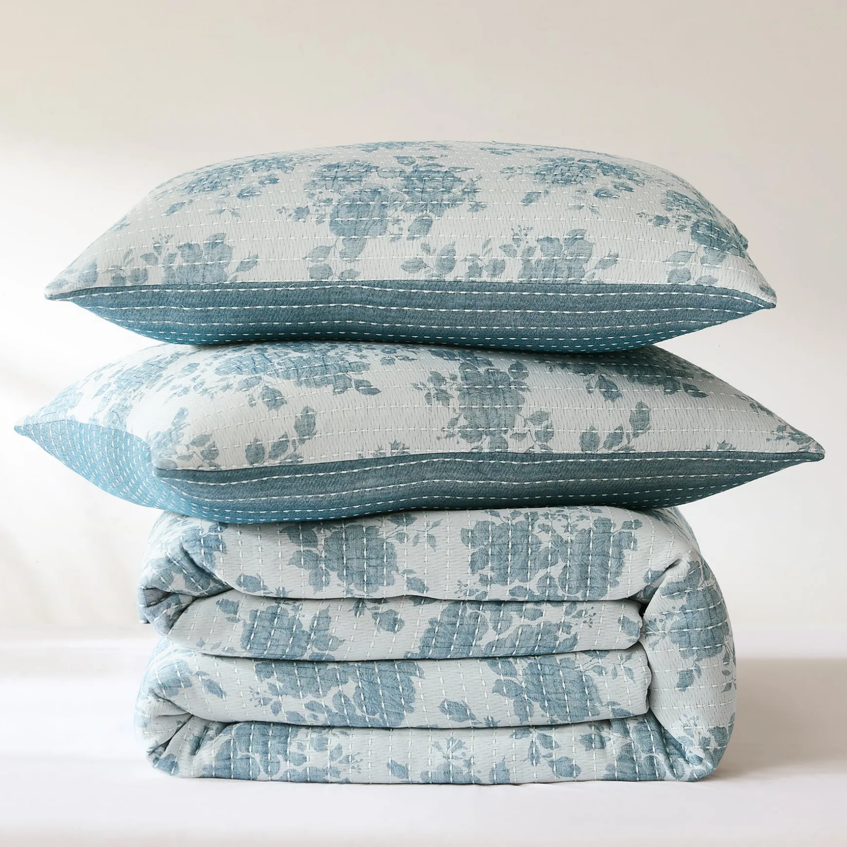 Rose Garden Pick Stitch Jacquard Matelasse Coverlet Set