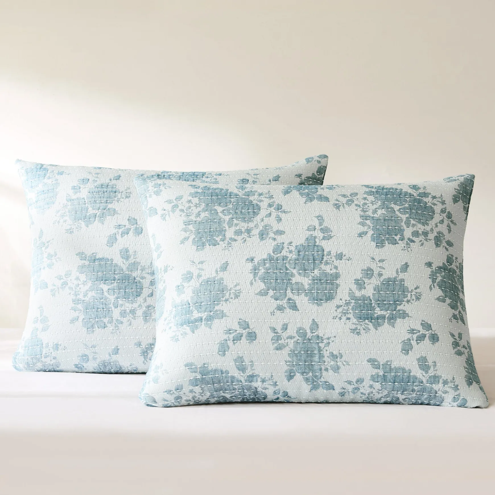 Rose Garden Pick Stitch Jacquard Matelasse Coverlet Set