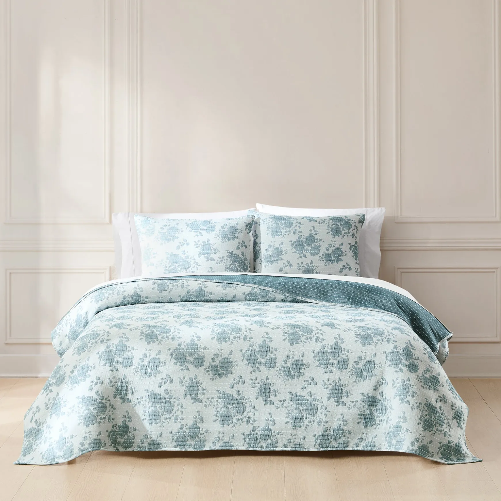 Rose Garden Pick Stitch Jacquard Matelasse Coverlet Set