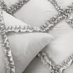 Ruffle Diamond 3 Piece Comforter Set