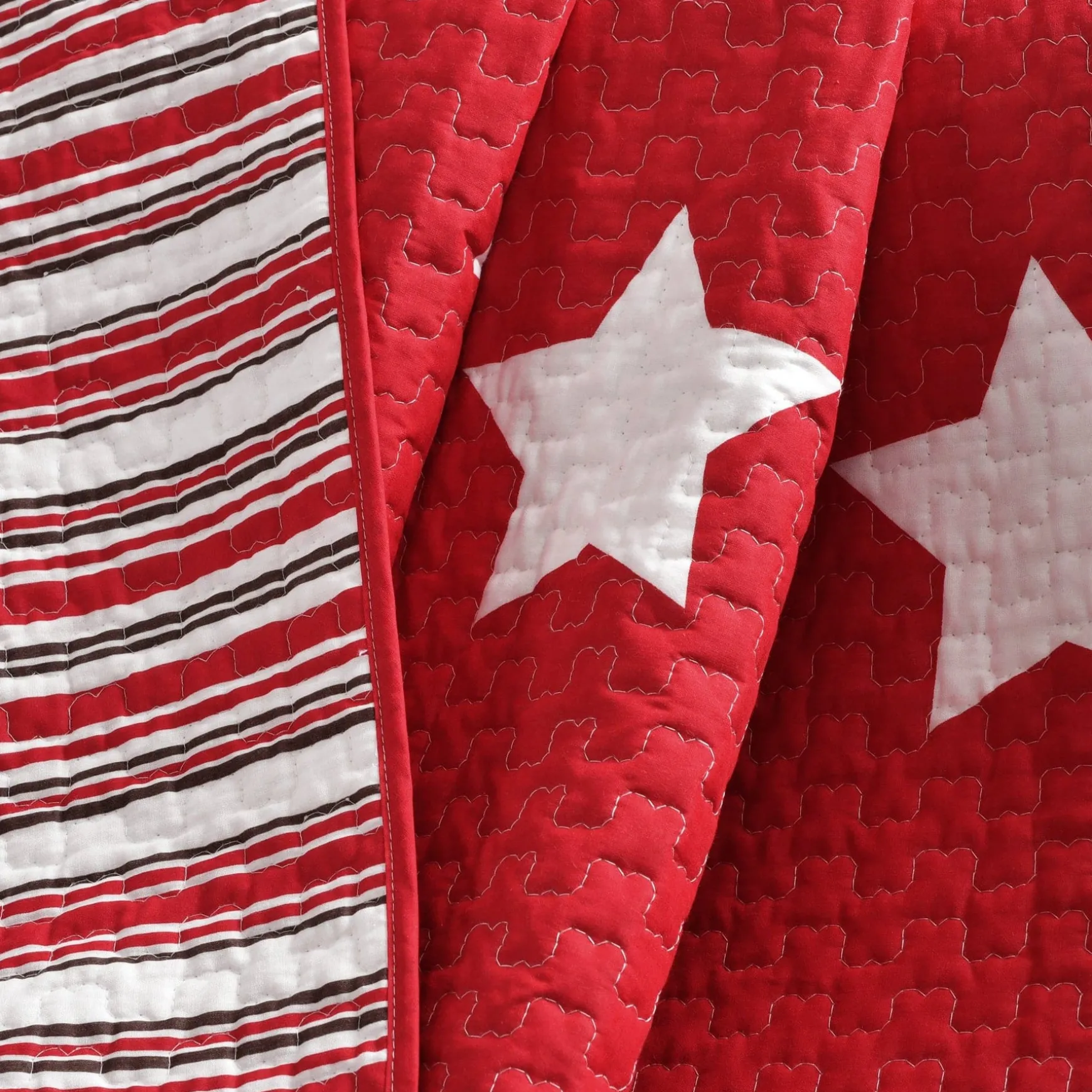 Star Reversible Cotton Throw