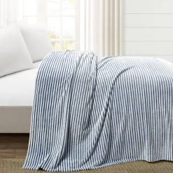 Super Cozy Ultra Soft Ribbed Faux Fur Oversized Blanket/Bedspread